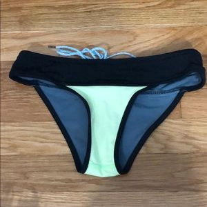 JOLYN-bathing suit bottoms. Green and black.
